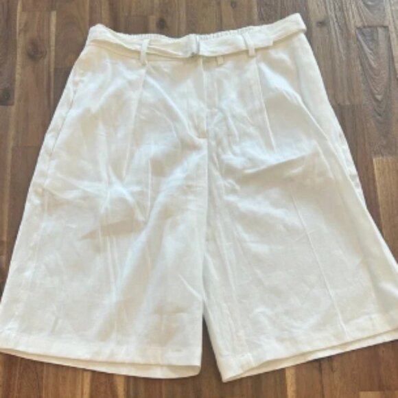 Seventy Cream Women's Shorts - Picture 1 of 6